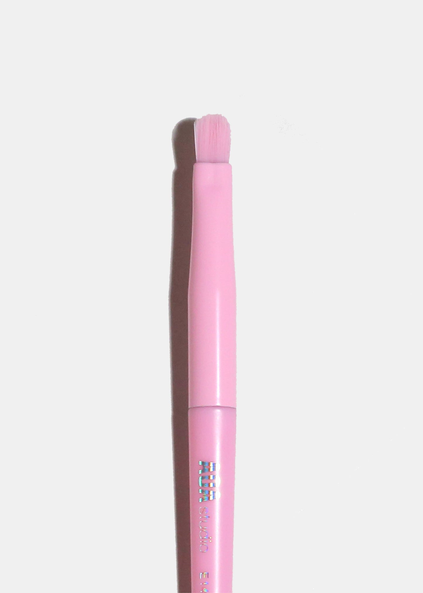 AOA Rainbow Single Brush – E142 Smudge Brush