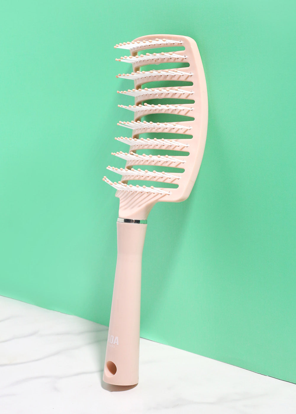 AOA Curved Vented Brush